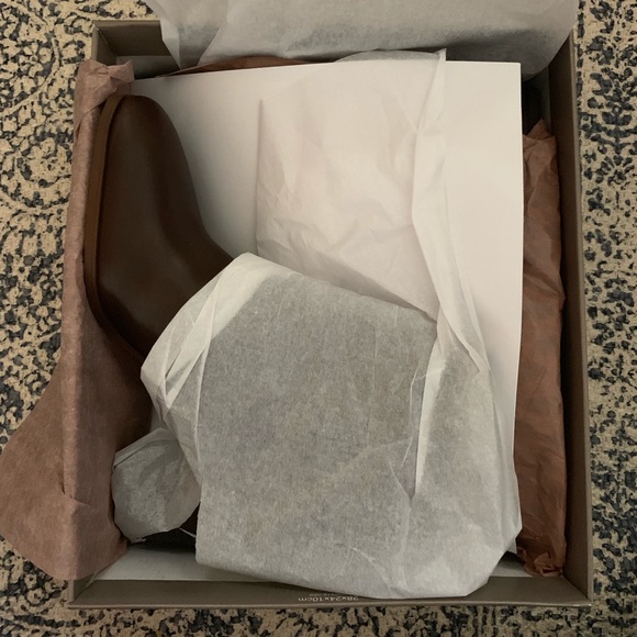 Franco Sarto Ilaria Bootie In Brown 